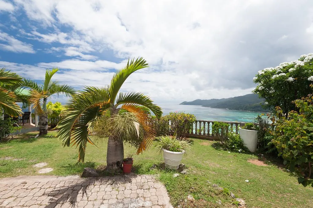 Villa Bel Age Anse Royale Seychellen